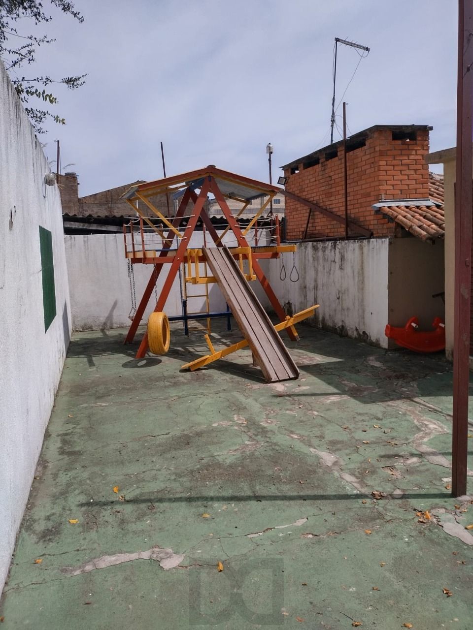 Apartamento semi mobiliado de 2 dormitórios bairro Sarandi — foto 17