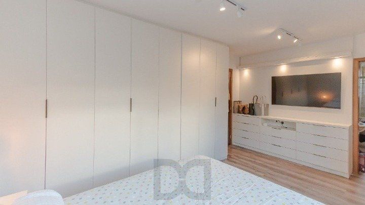 Apartamento com 3 quartos, 2 vagas e elevador no Petrópolis, Porto Alegre. — foto 13