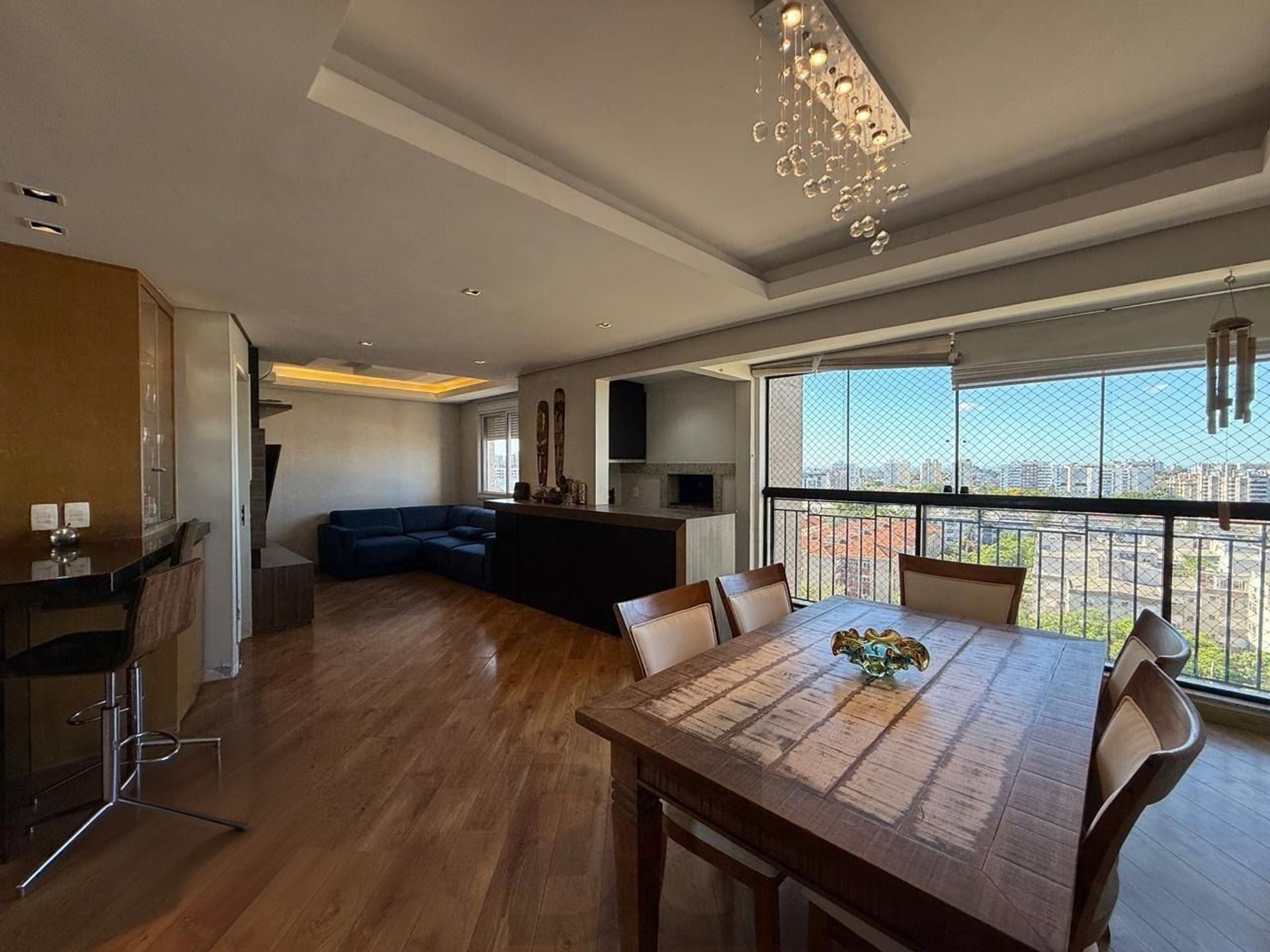 Apartamento de 2 dormitórios, 1 suíte, 2 vagas e 94m² no Jardim Europa. — foto 1