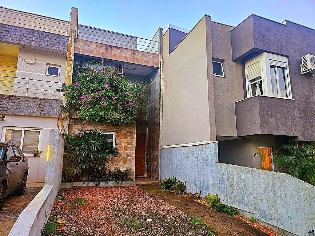 Casa em condomínio de 2 quartos, 2 suítes e 2 vagas no bairro Alto Petrópolis. — foto 25