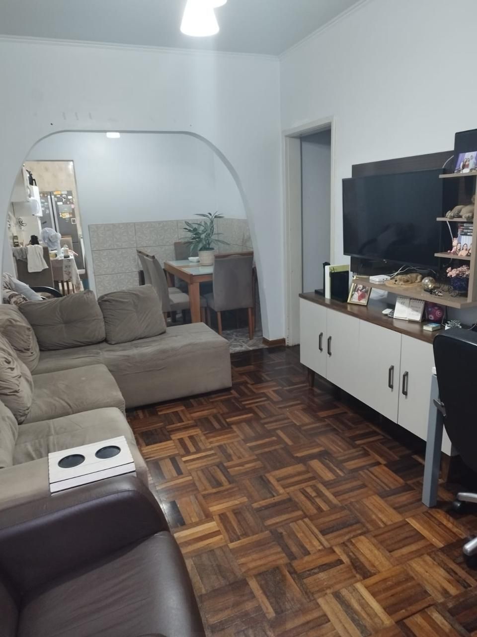 Casa geminada com 3 quartos, vaga de garagem e sacada no bairro Jardim Sabara — foto 1
