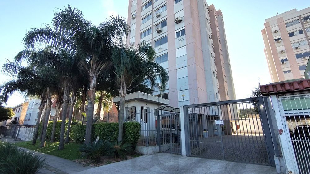 Apartamento semi mobiliado de 2 quartos, elevador e vaga no bairro Partenon. — foto 13