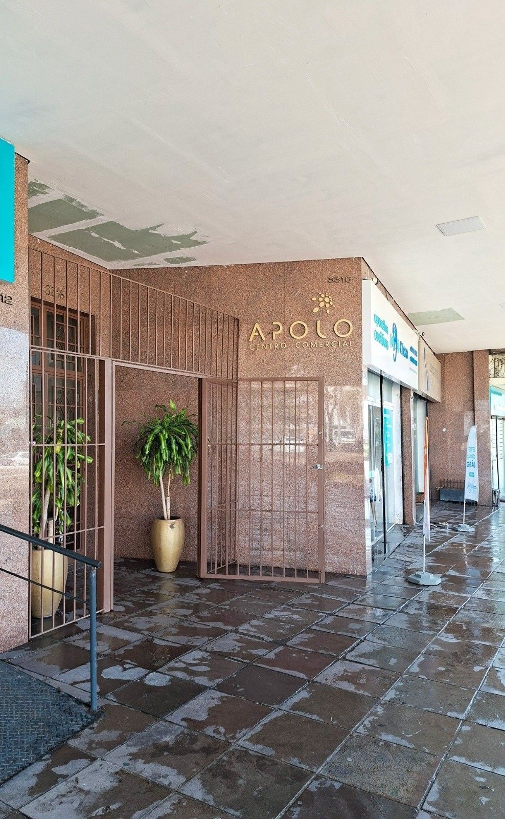 Sala / Conjunto Comercial na Avenida Assis Brasil, Jardim Lindóia. — foto 2