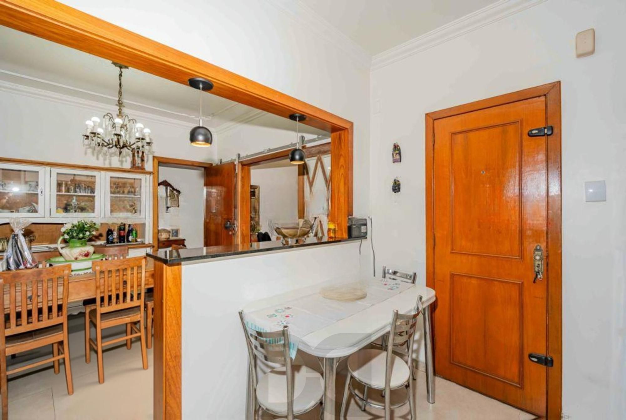 Apartamento Garden, 3 dormitórios, 1 suíte, 1 vaga, churrasqueira no bairro Santana. — foto 7
