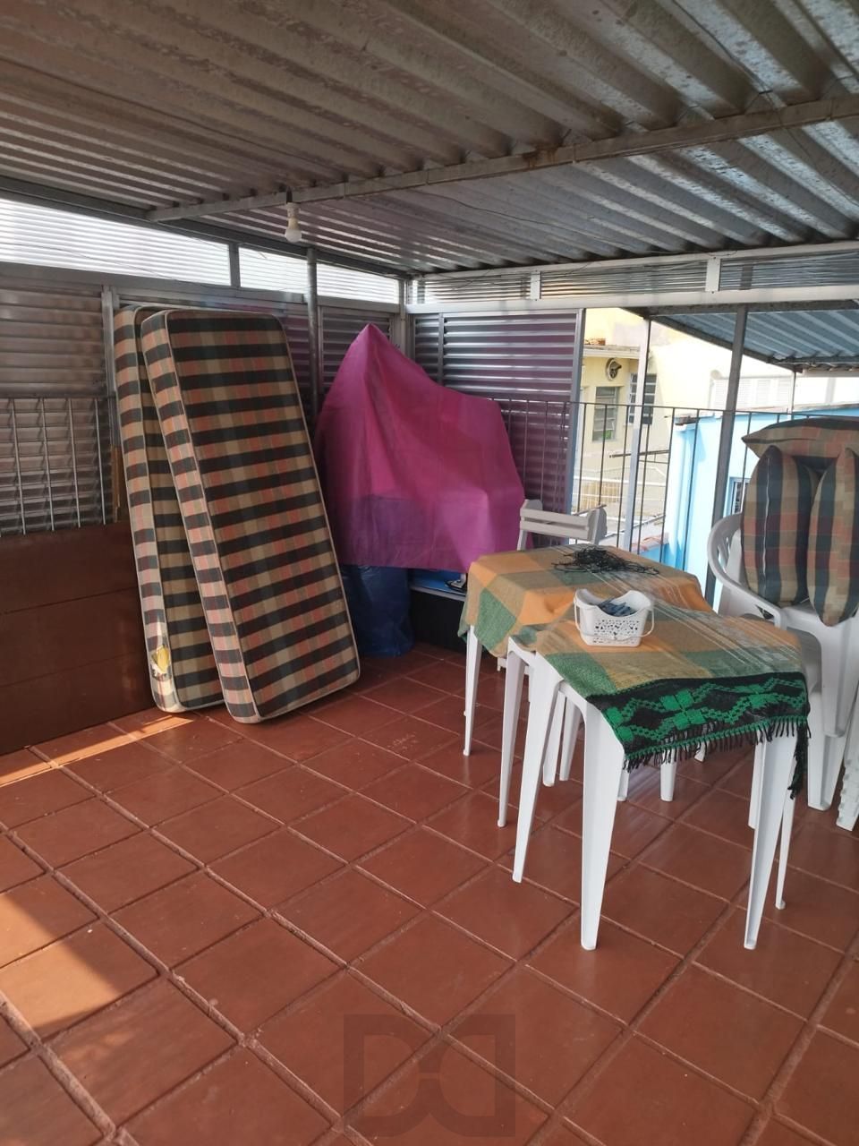 Casa geminada com 3 quartos, vaga de garagem e sacada no bairro Jardim Sabara — foto 22