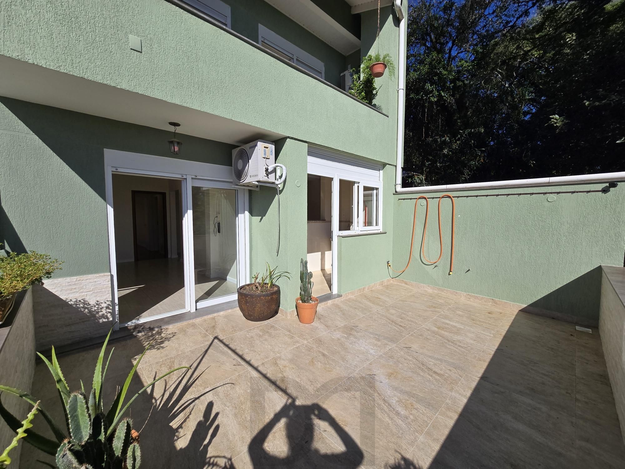 Casa 3 dormitórios, 1 suíte, 4 vagas 210 m² privativos no Belém Novo. — foto 26