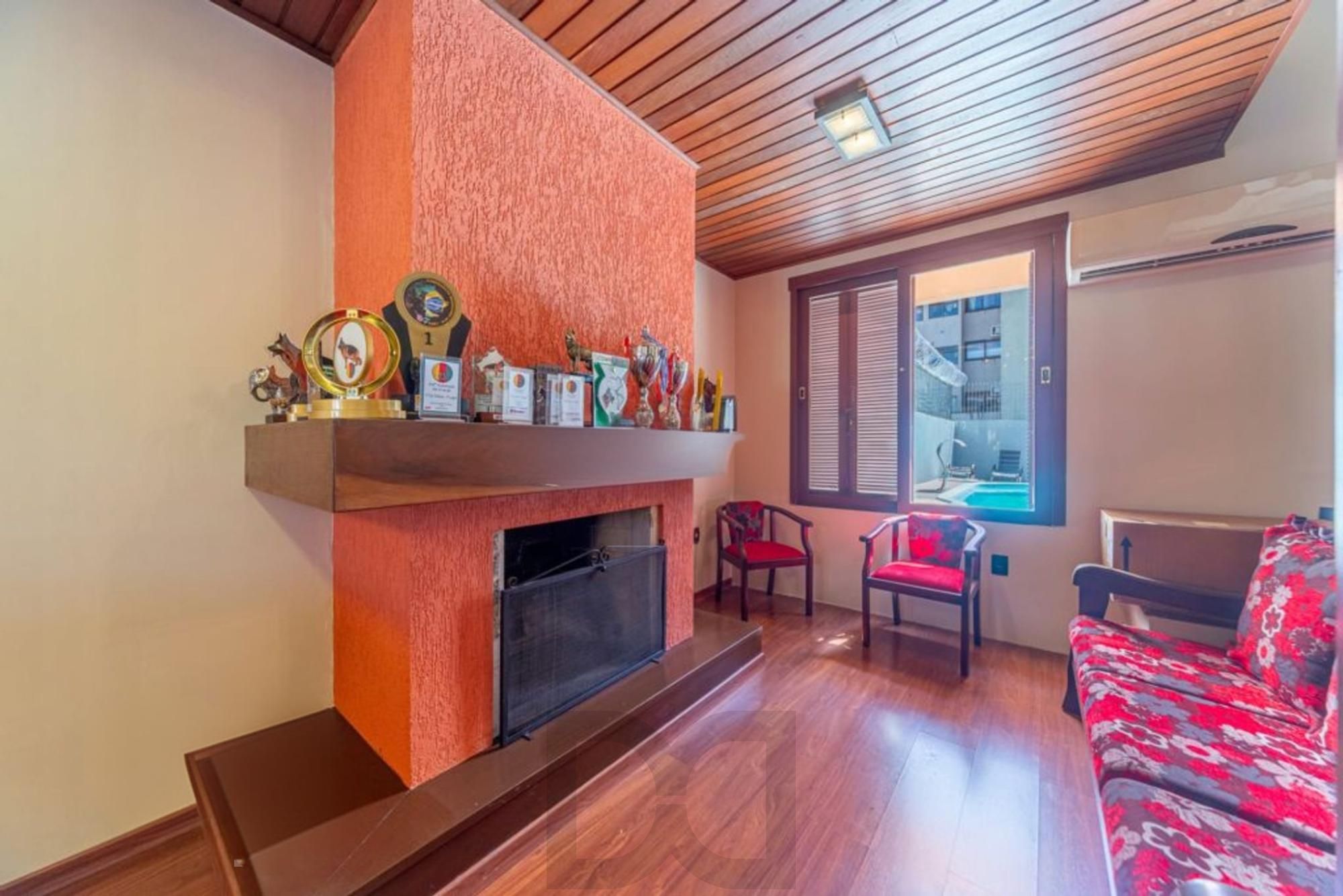 Casa com 4 quartos, piscina, vaga, churrasqueira e Sacada no bairro Jardim Itu — foto 9