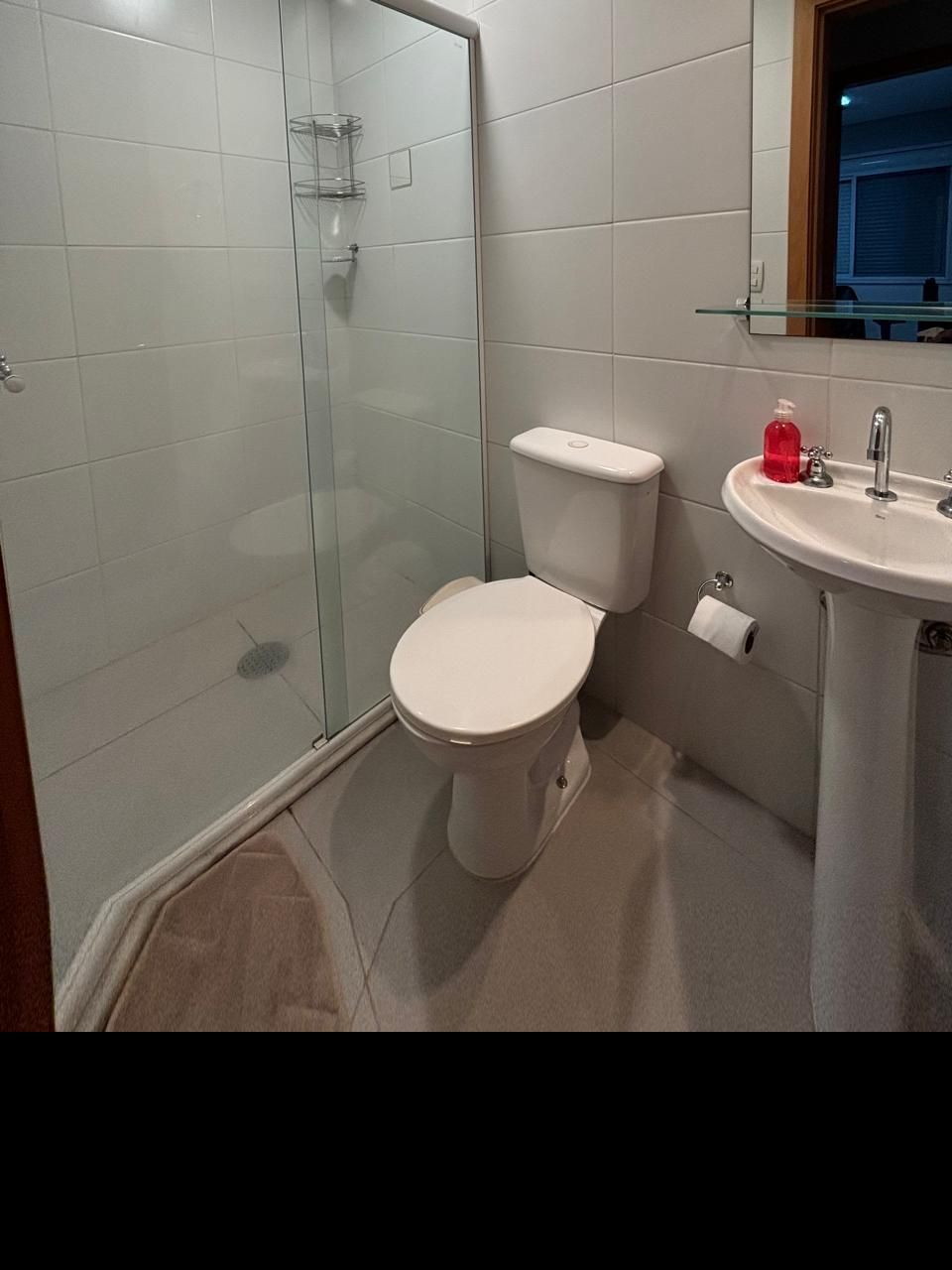 Apartamento de 2 dormitórios, elevador e 2 vagas no bairro Partenon — foto 18