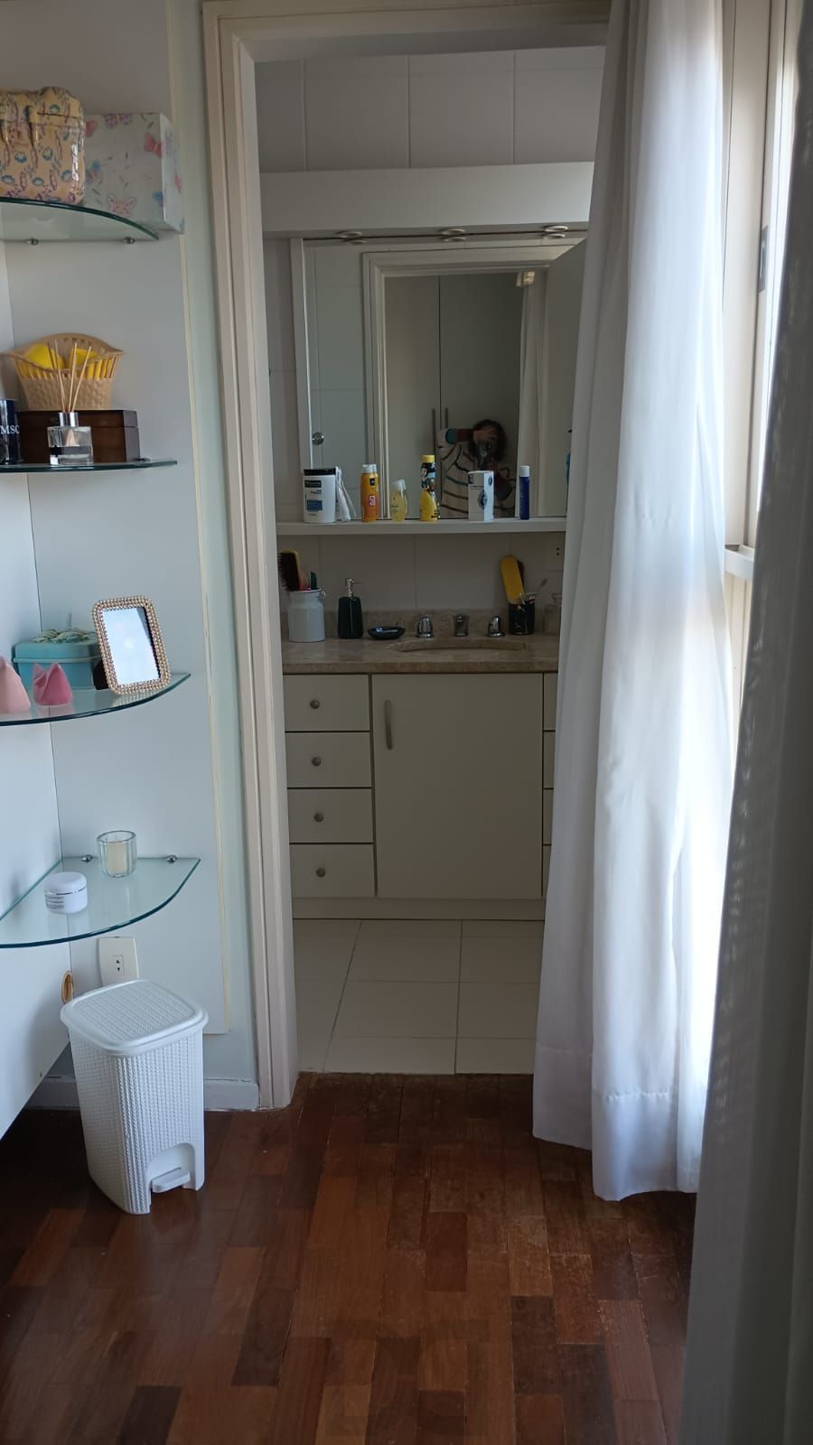 Apartamento de 3 quartos, elevador no bairro Jardim Botânico Porto Alegre. — foto 21