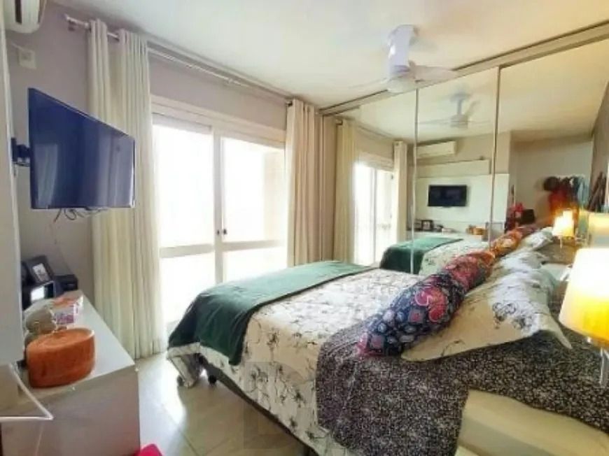Casa 3 Quartos com Piscina à Venda no Mário Quintana — foto 11