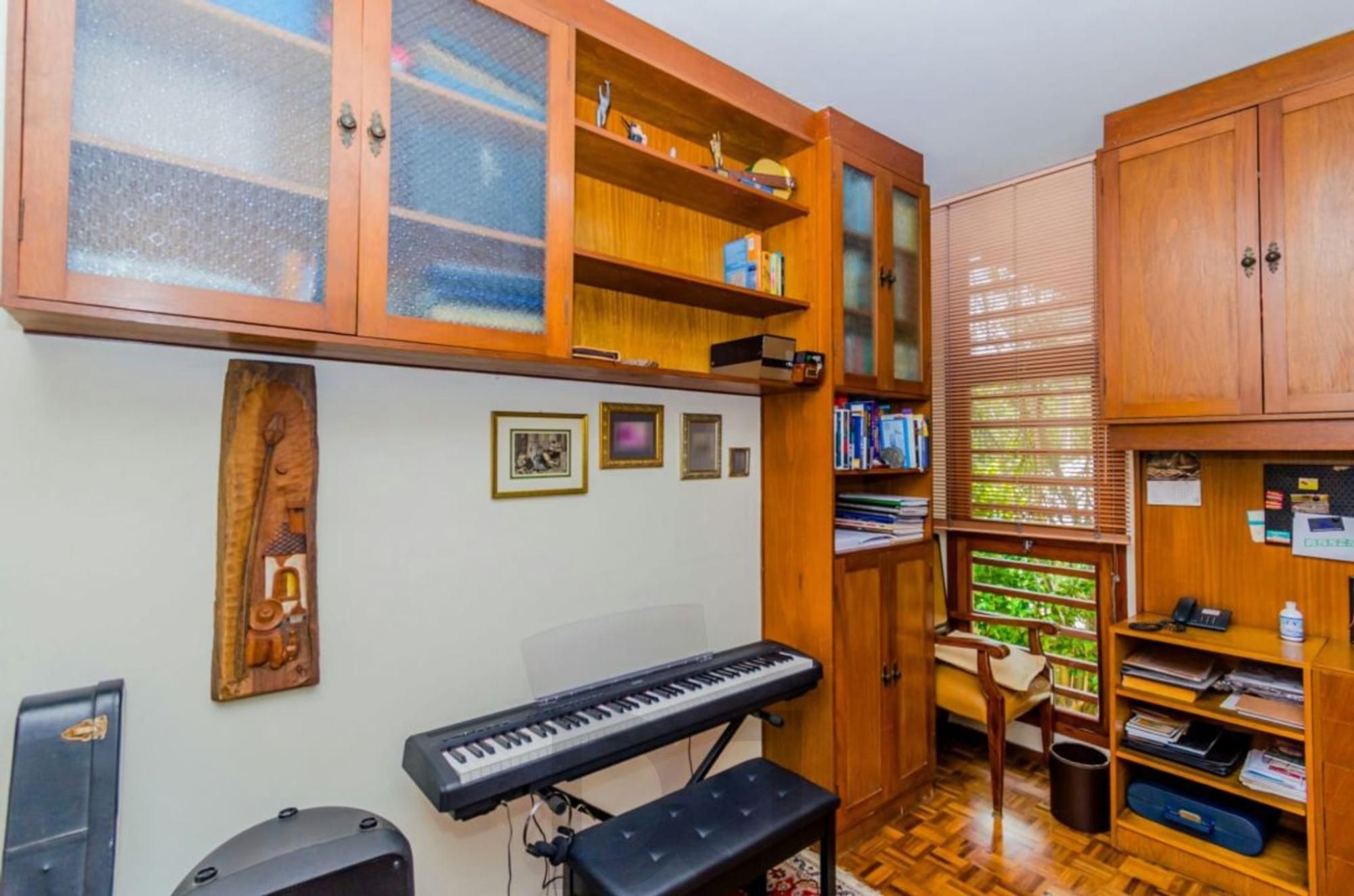 Casa à venda no Jardim Lindóia com piscina e 6 vagas — foto 16