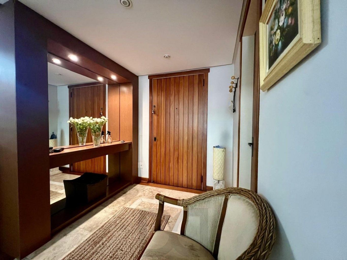 Apartamento com 4 quartos, 223m²,2 vagas, elevador no bairro Jardim do Salso. — foto 4