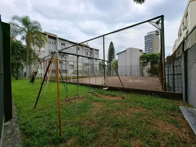 Apartamento de 3 dormitórios no bairro Jardim Itu em Porto Alegre — foto 20