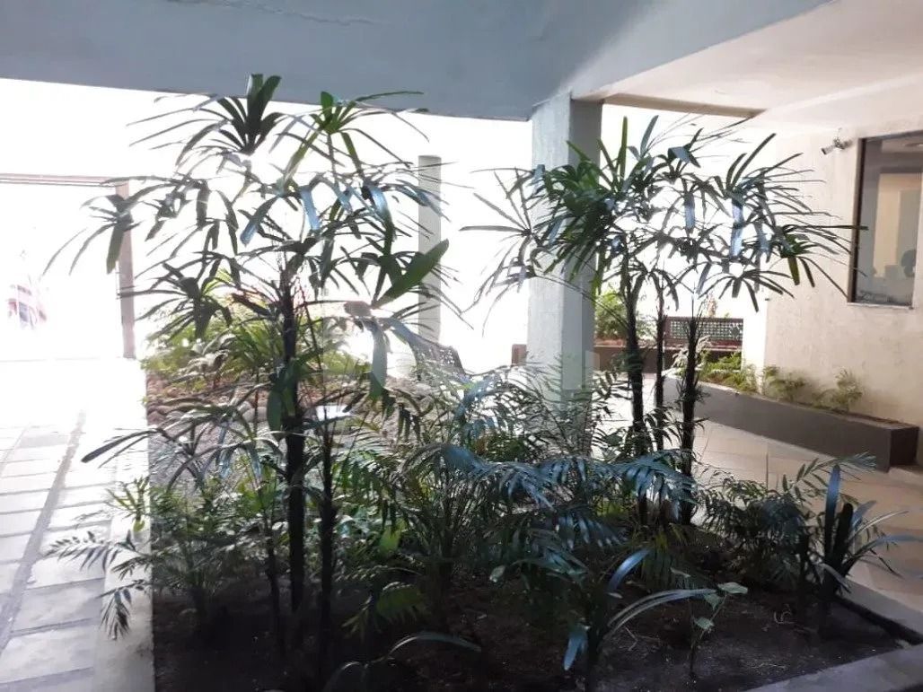 Apartamento 2 Dormitórios e elevador no Centro Histórico — foto 23