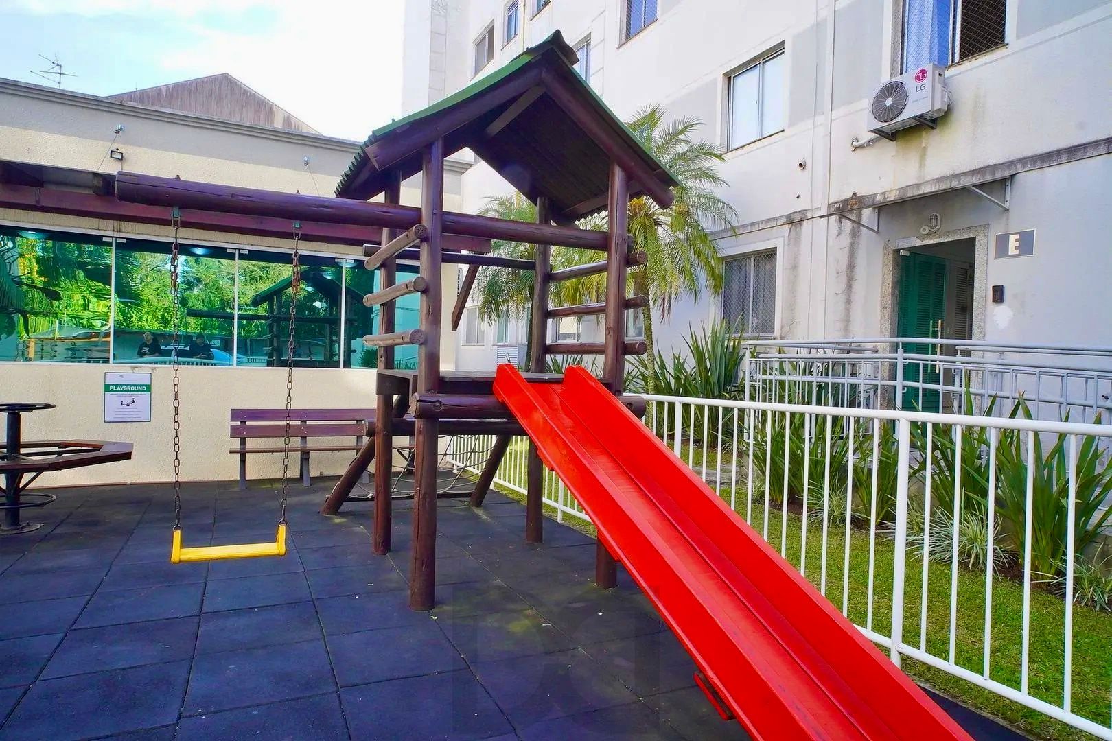 Apartamento térreo de 1 dormitório com 1 vaga coberta e fixa Bairro Santa Fé — foto 27