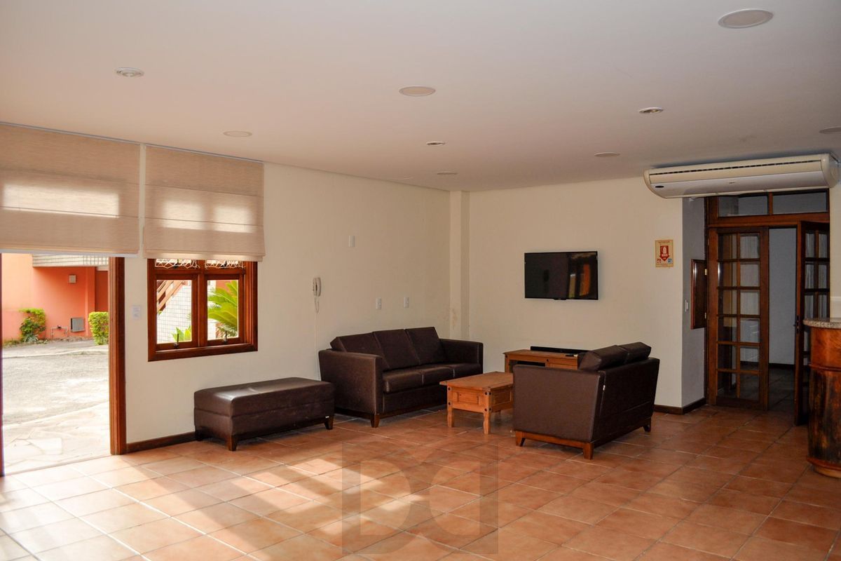 Ótima Casa condomínio pronta para morar, semi mobiliada, Bairro Menino Deus — foto 35