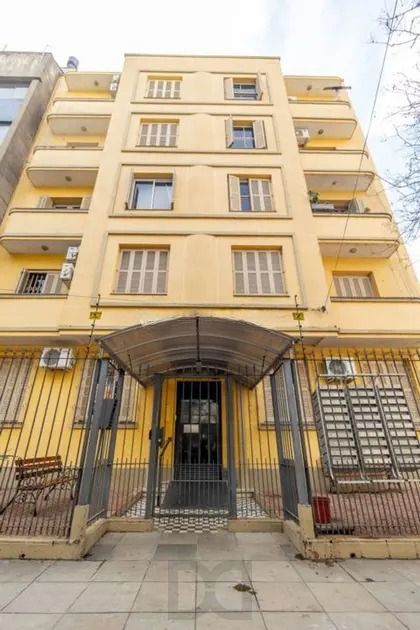 Apartamento 2 quartos, elevador no bairro Bom Fim Porto Alegre. — foto 2