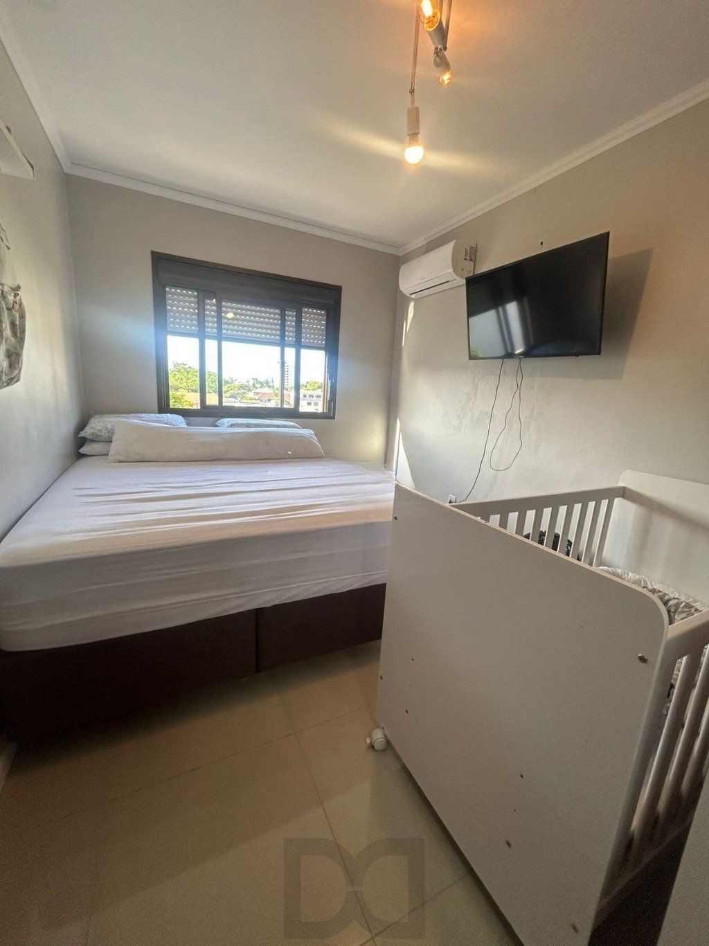 Apartamento com 1 quarto, ensolarado, portaria 24 horas Passo da Areia — foto 12