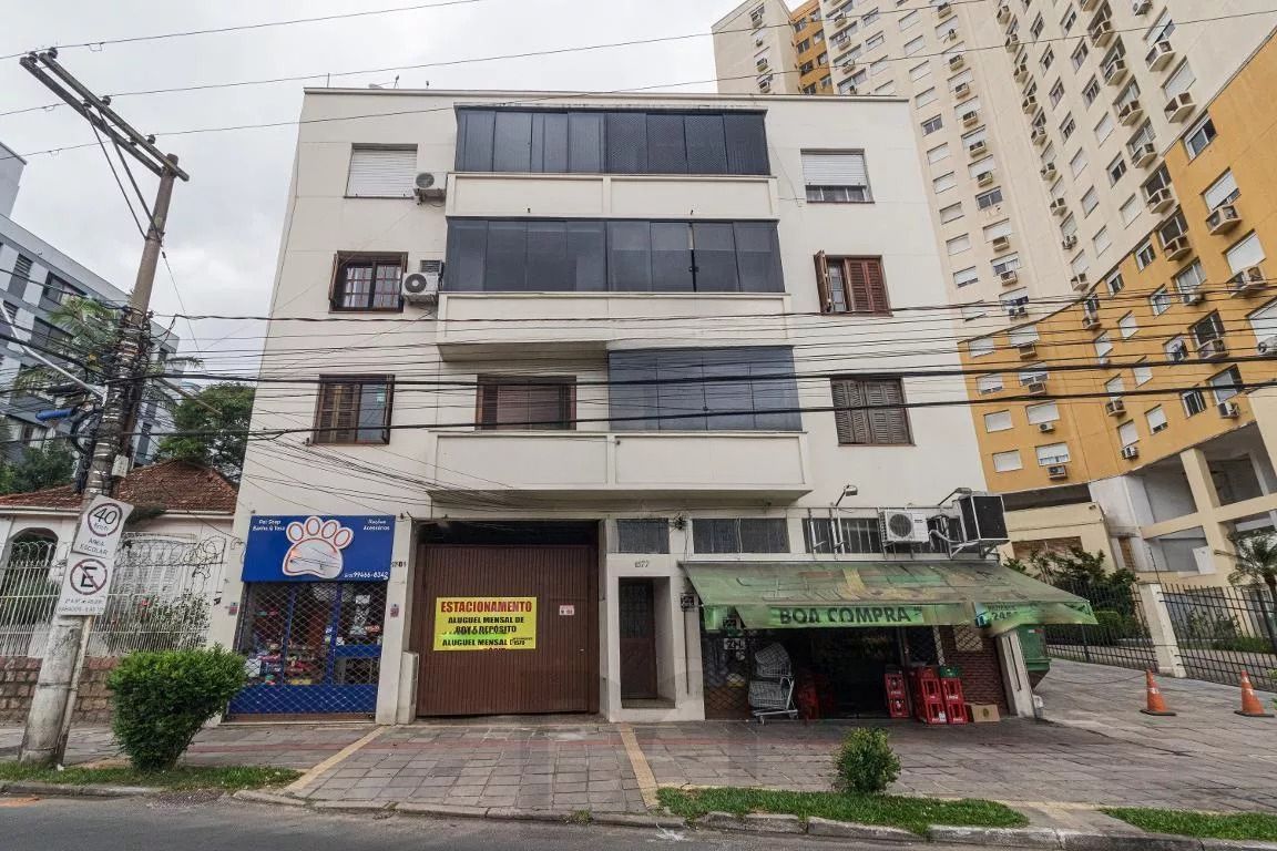 Apartamento à venda com 3 quartos e com sacada no bairro Partenon — foto 24