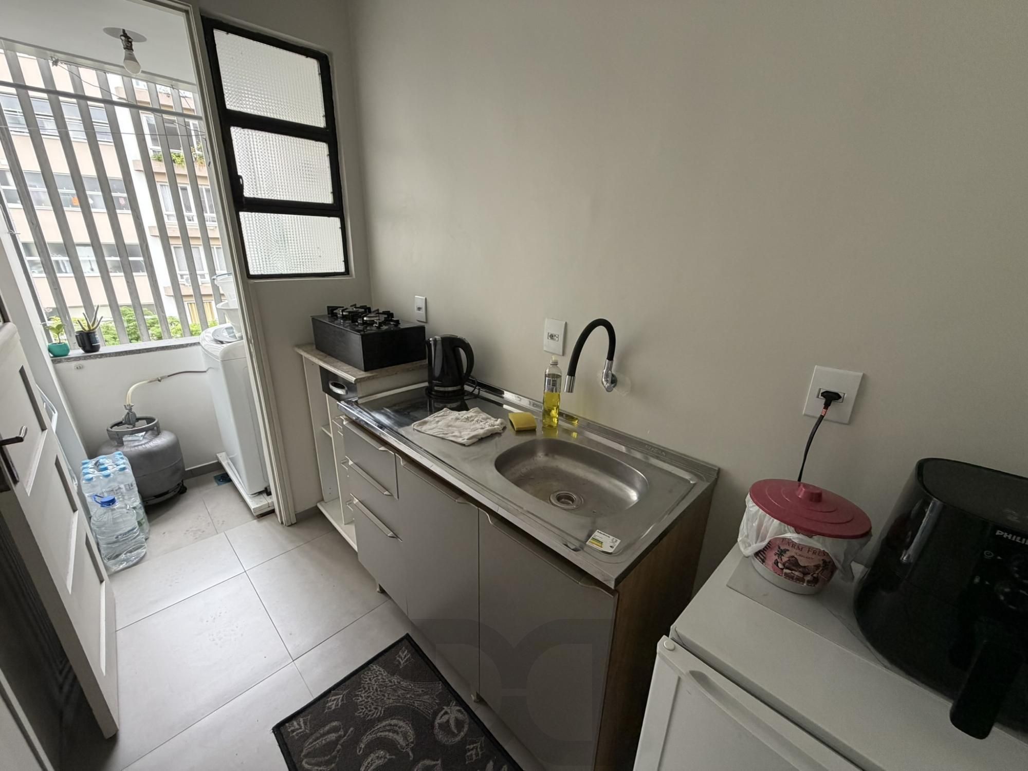 Apartamento 1 dormitório na rua Irmão José Otão, Independência — foto 20