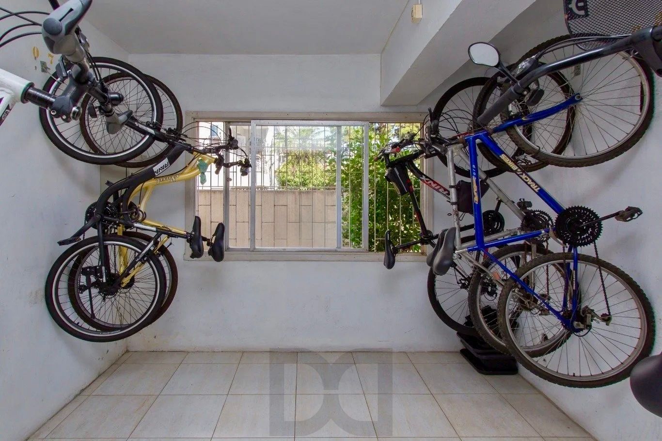 Apartamento no último andar com 1 dormitório 46m2 Bairro Cristal BarraShopping — foto 29