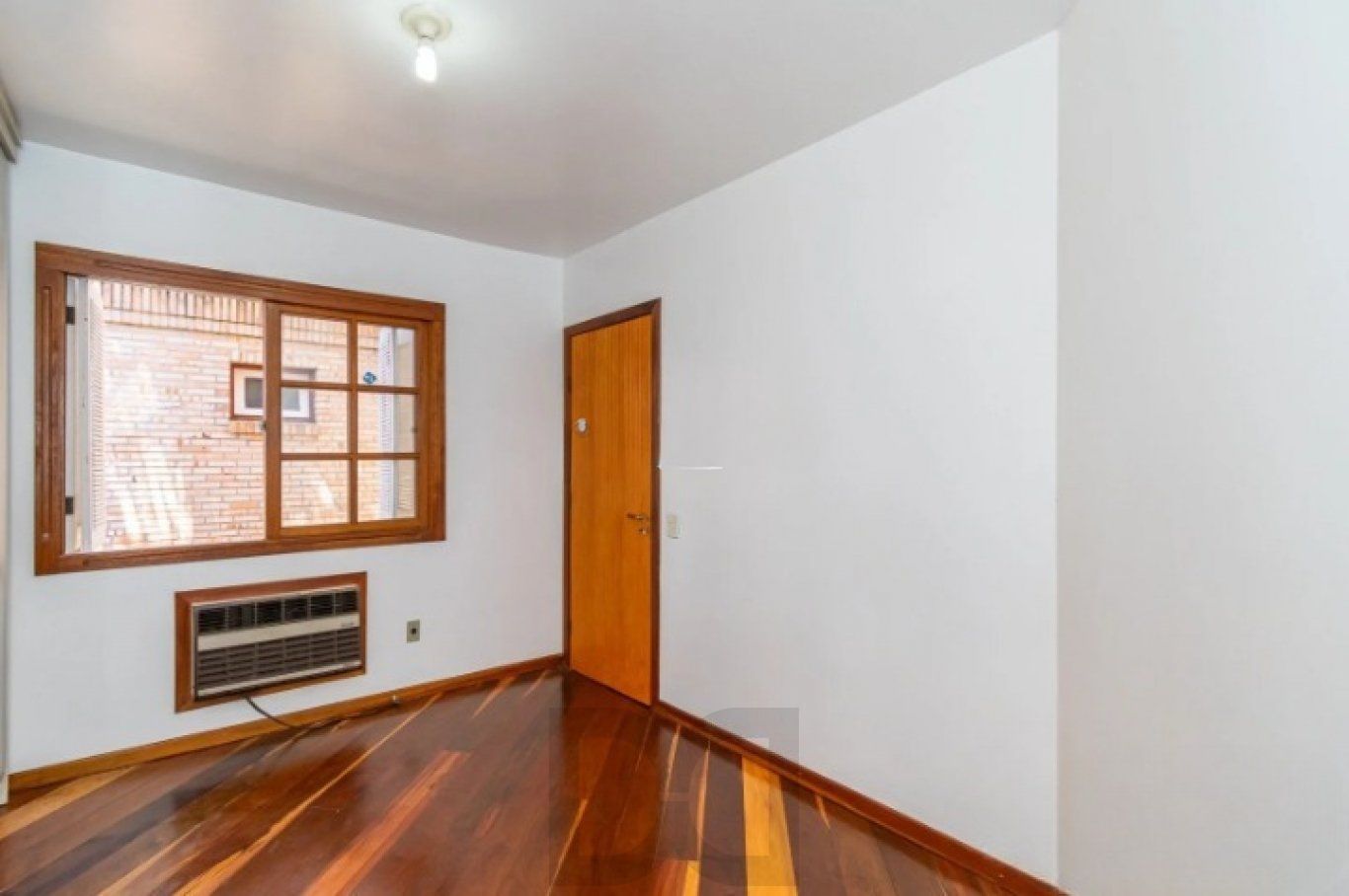 Casa com 3 quartos, 1 suíte, 2 vagas, e 234m² à venda no bairro Tristeza — foto 13