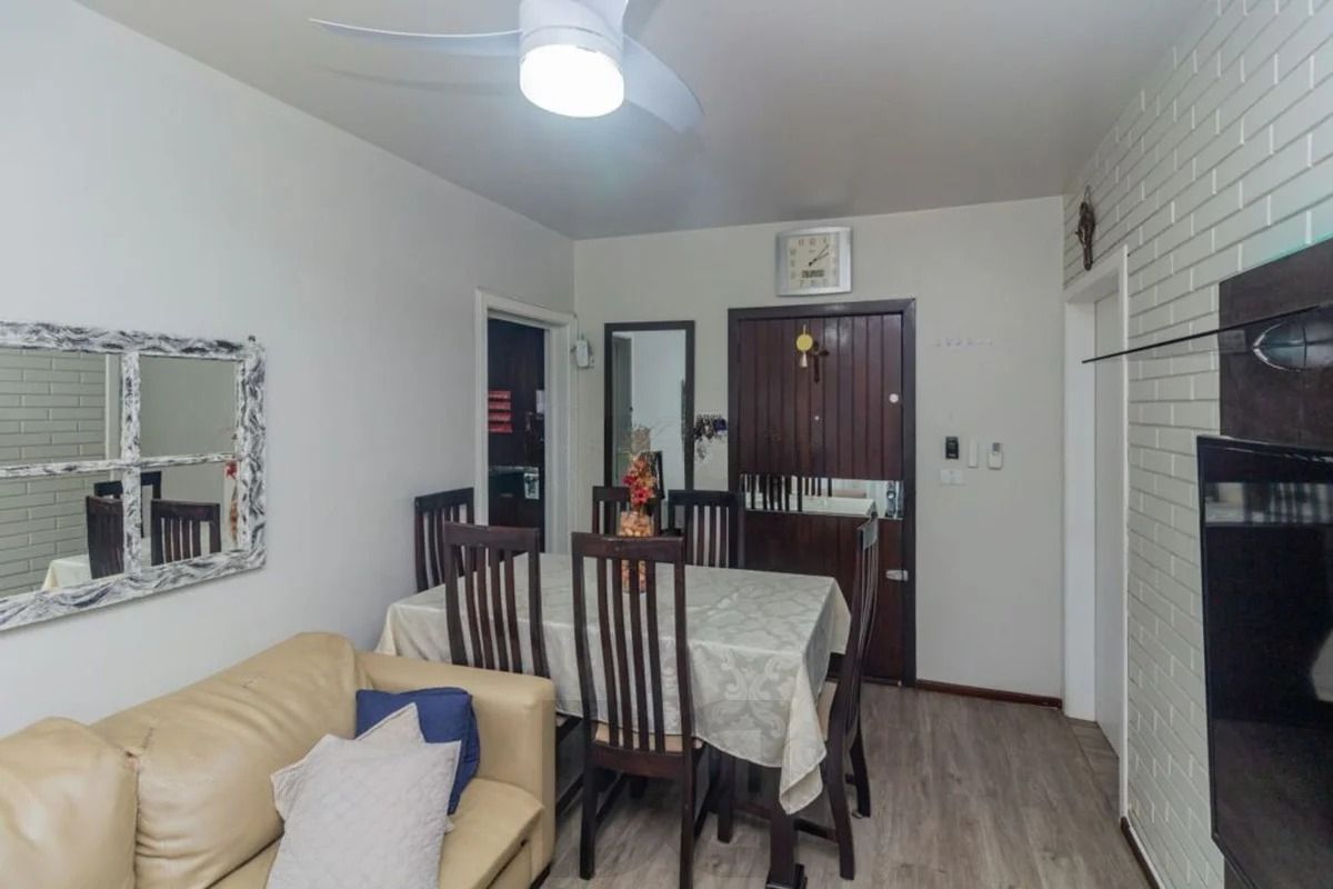 Apartamento 2 Quartos com 77m² e Vaga no Petrópolis — foto 3