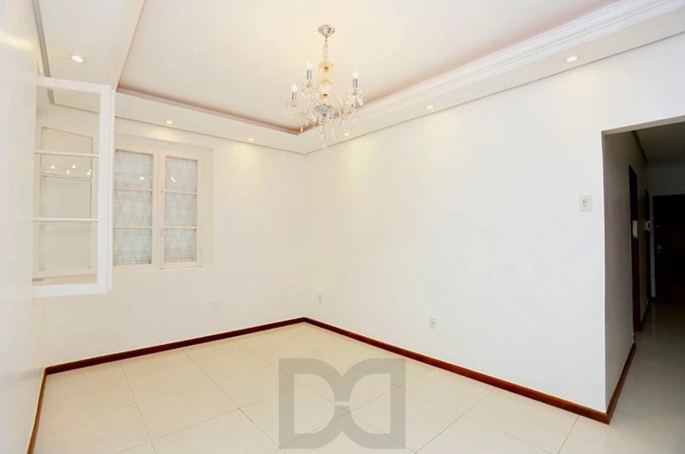 Casa com pátio, piscina e churrasqueira, no Bairro Nonoai — foto 7