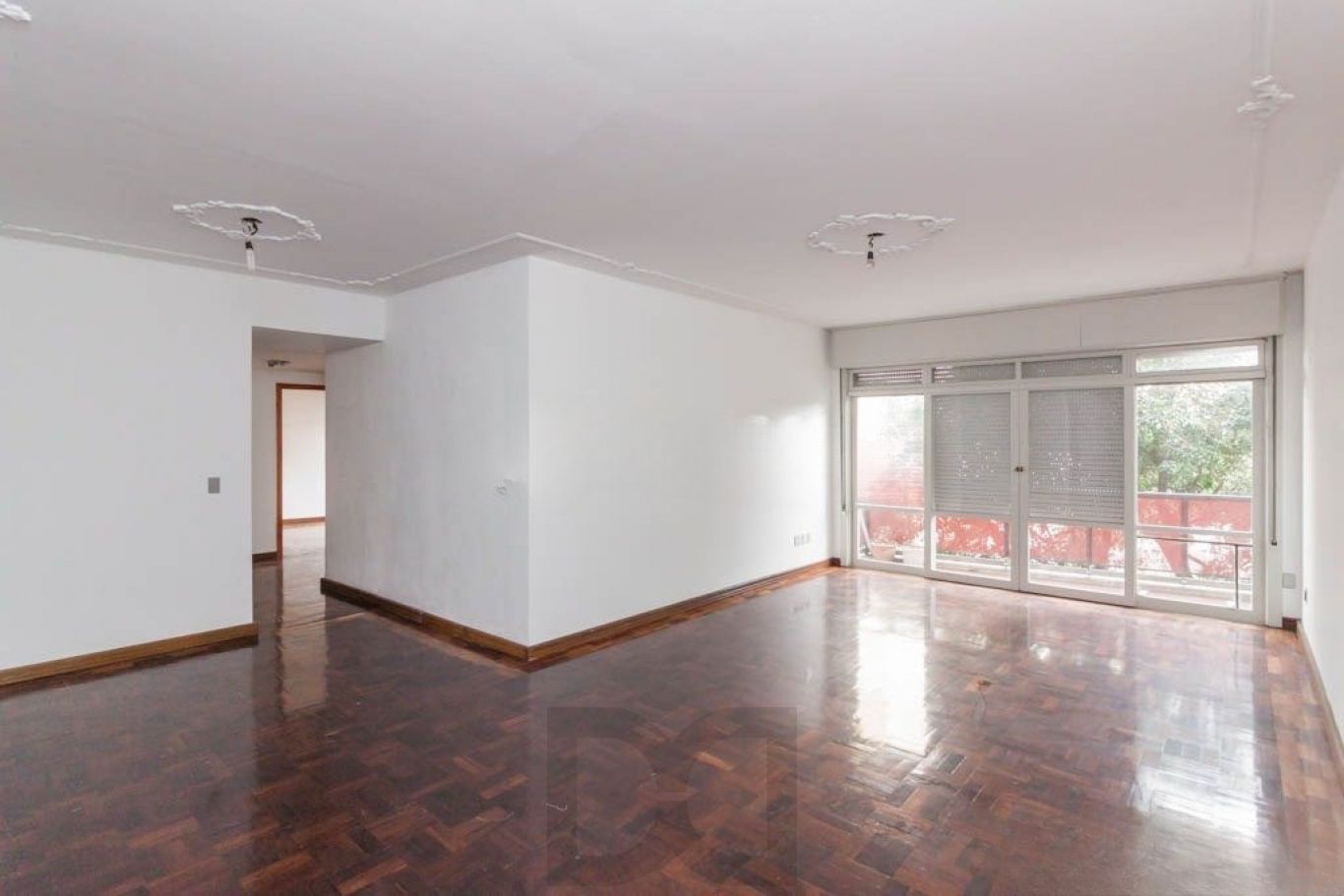 Apartamento de 3 dormitórios no centro Histórico de Porto Alegre. — foto 1
