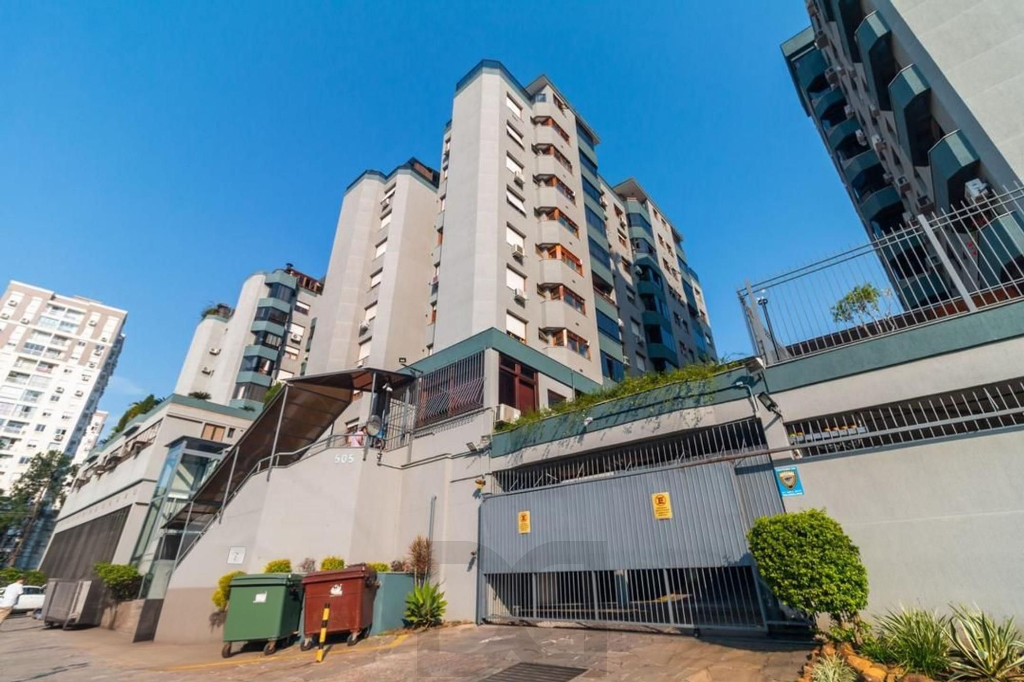 Apartamento de 1 dormitório e elevador no bairro Cristo Redentor — foto 17