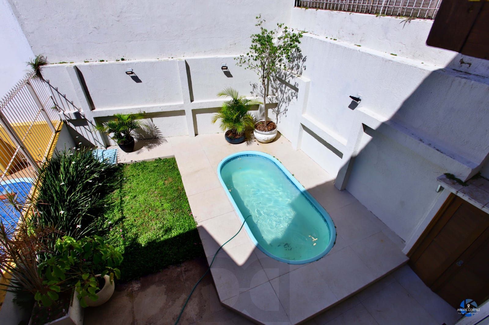 Casa de 3 dormitórios, 3 vagas e pátio com piscina bairro Chácara das Pedras. — foto 51