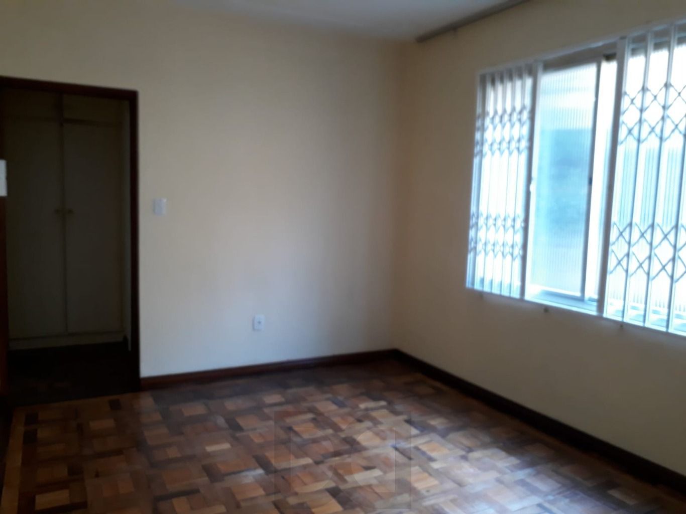 Apartamento com 1 quarto e portaria 24hrs no Bairro Menino Deus — foto 3