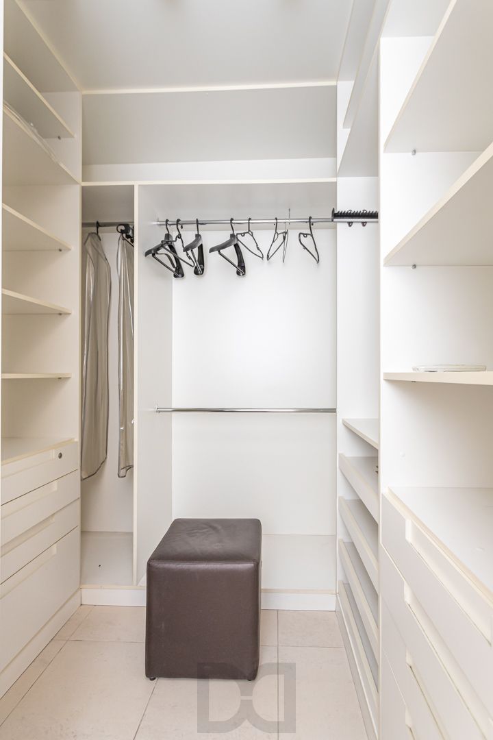 Apartamento de 97m², 2 dormitórios,1suíte, 3 vagas de garagem no Jardim Botânico — foto 37
