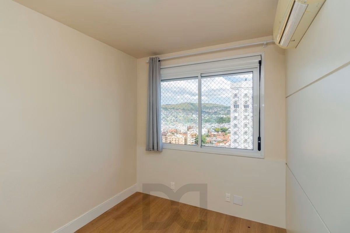Apartamento 2 Dormitórios com Elevador e 2 Vagas à Venda no Jardim Botânico — foto 15