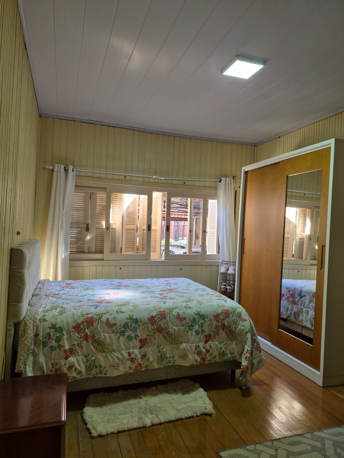 Casa mista de 3 quartos e 2 vagas no bairro Sarandi. — foto 11