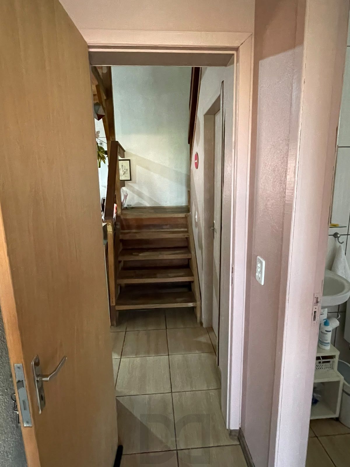 Casa com 3 quartos, suíte e 5 vagas no bairro Santo Antônio. — foto 21