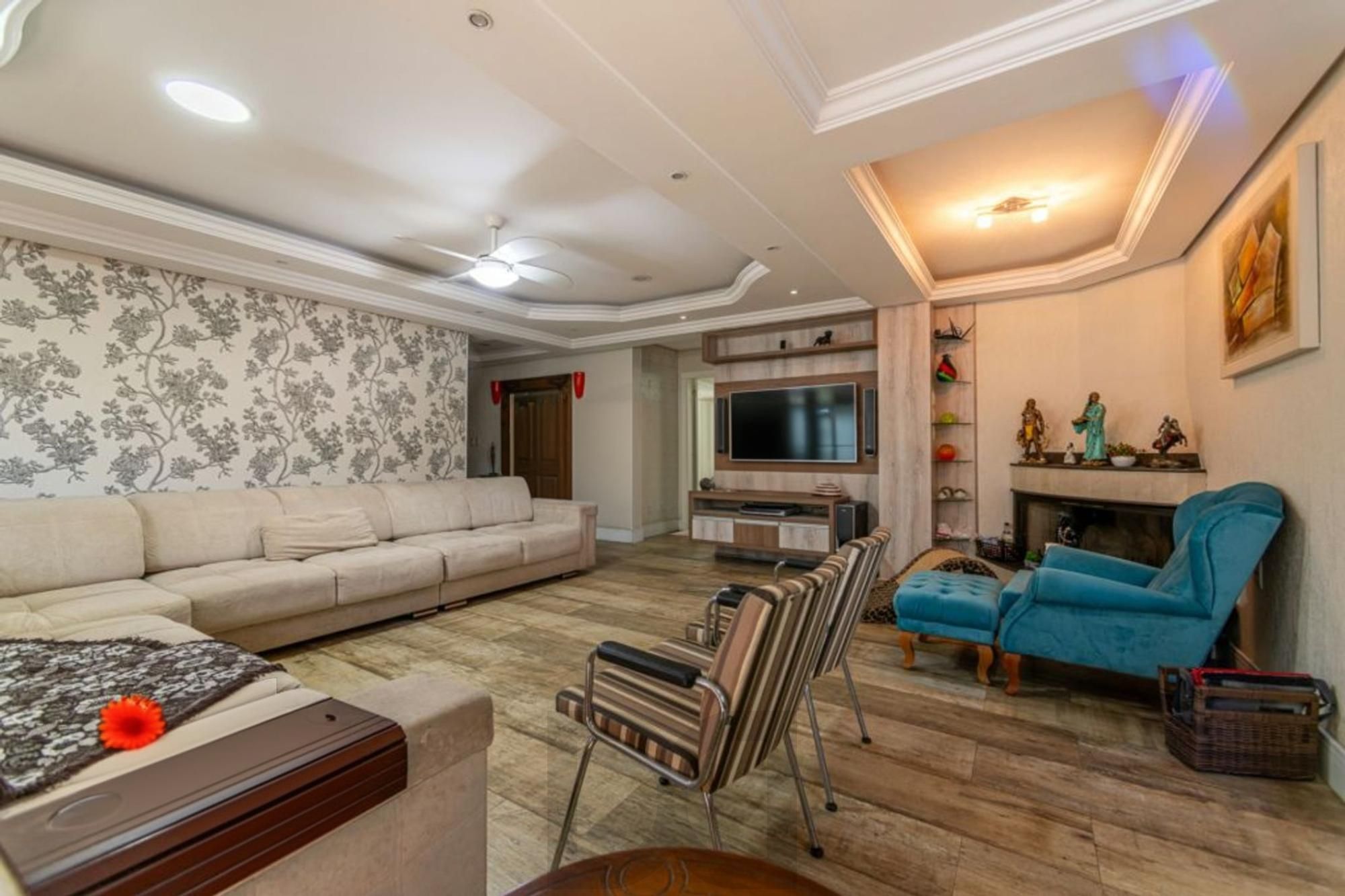Casa com 4 quartos,1 Suite, 2 vagas e 450m² à venda em Sarandi. — foto 8