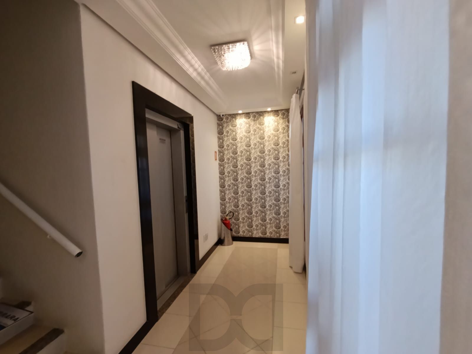 Apartamento de 3 quartos, elevador e 2 vagas no bairro Jardim Lindóia. — foto 33