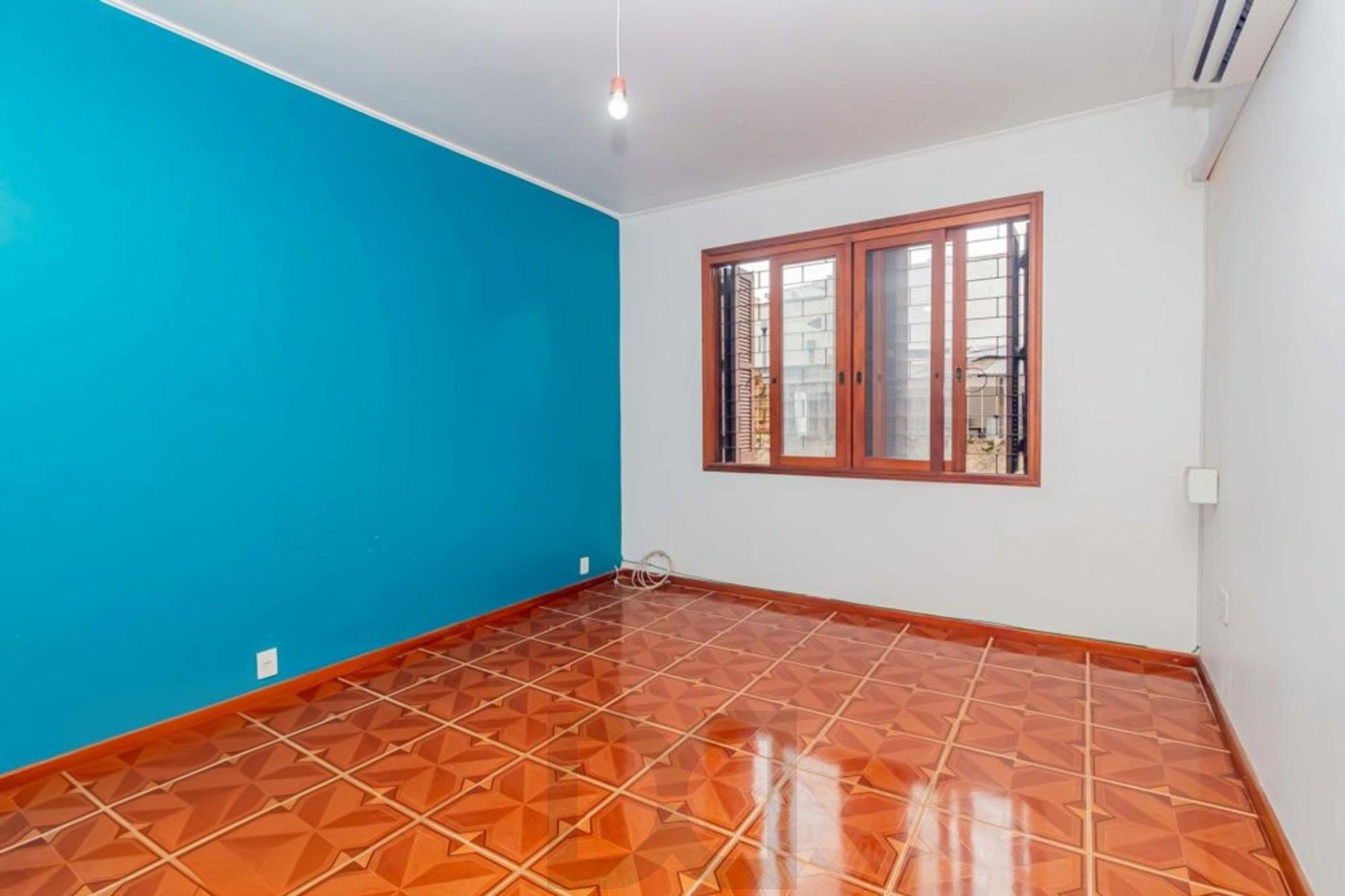 Apartamento térreo de 2 dormitórios bairro São João. — foto 1
