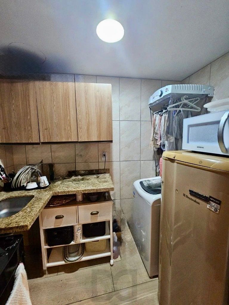 Apartamento mobiliado 1 dormitório à venda no bairro Petrópolis – Porto Alegre — foto 8