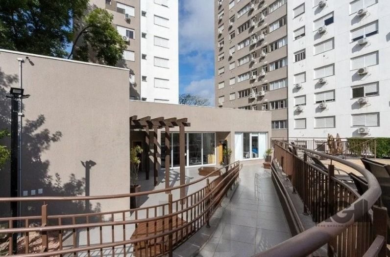 Apartamento de 3 quartos, suíte, elevador e 2 vagas no bairro Teresópolis — foto 23