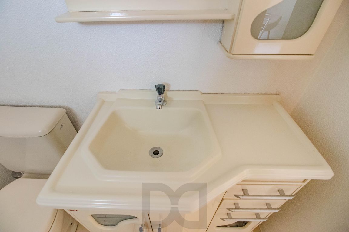 Apartamento 2 dormitórios com sacada 1 vaga Bairro Sarandi Ecoville — foto 7