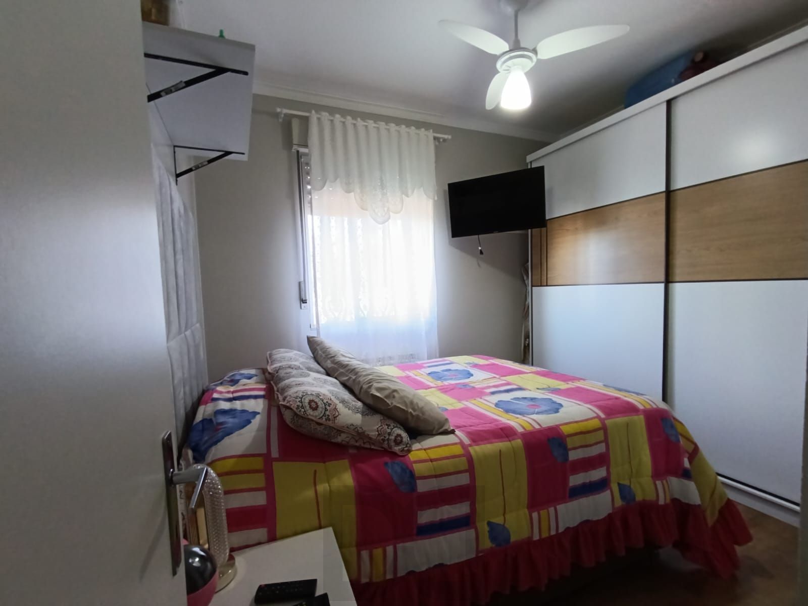 Apartamento semi mobiliado de 3 quartos e 1 vaga no bairro Sarandi. — foto 19
