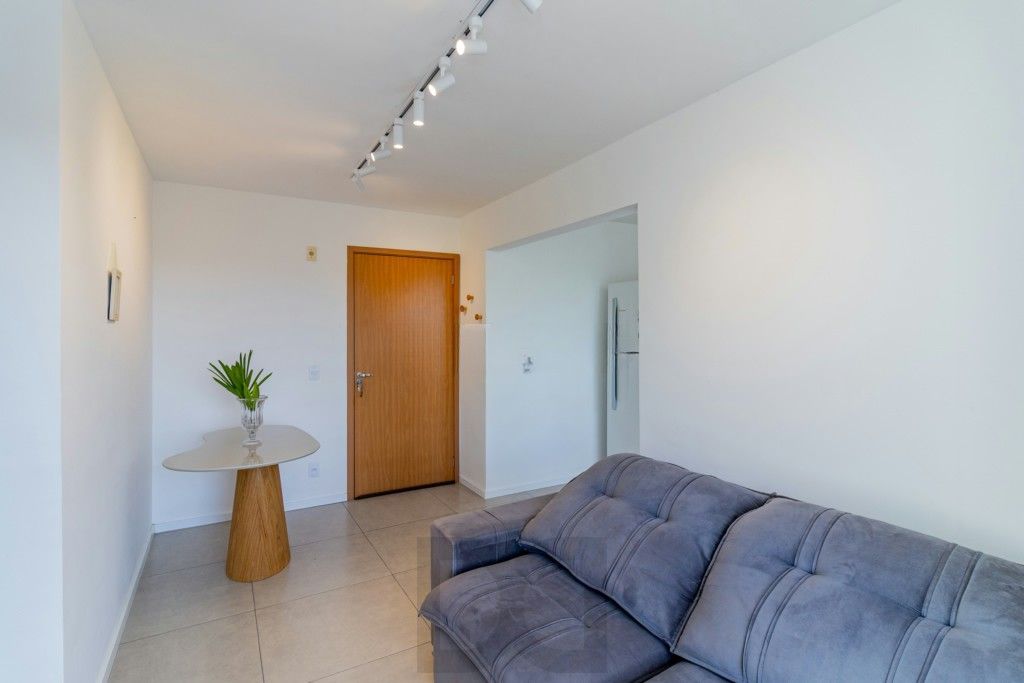 Apartamento 2 dormitórios, 1 vaga e elevador á venda no Morro Santana. — foto 21