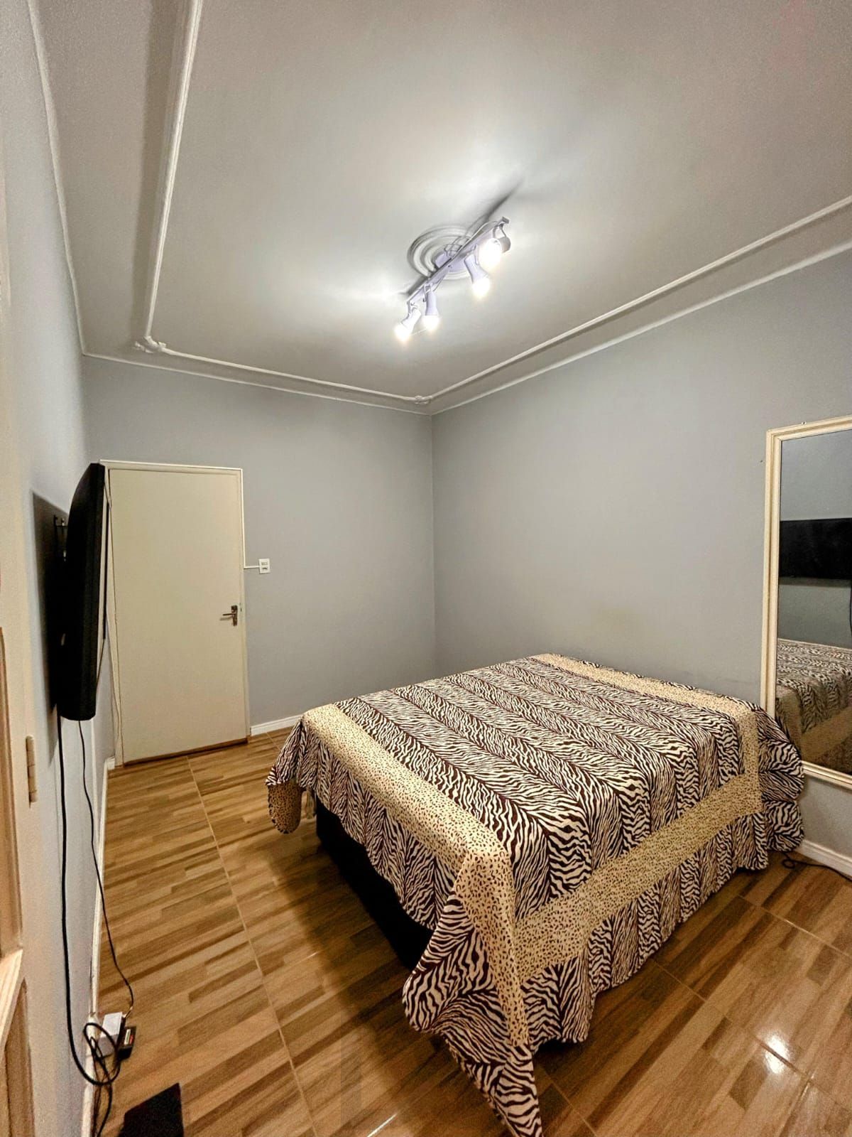 Apartamento Térreo, com 2 quartos e pátio privativo no bairro Cristo Redentor. — foto 6