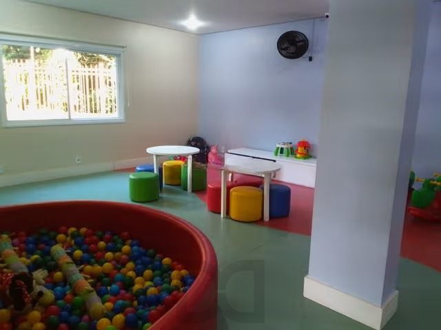 Apartamento de 2 dormitórios, elevador no Bairro jardim carvalho Porto Alegre. — foto 11