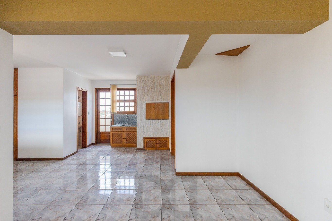 Cobertura com 4 quartos, 1 suíte e 2 vagas no bairro Passo da Areia. — foto 6