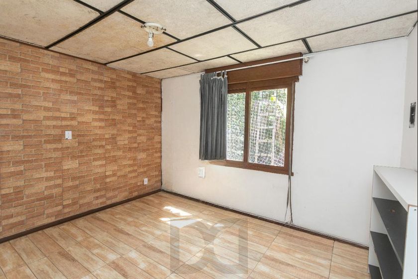 Casa com 3 dormitórios e 2 vagas no Bairro Parque dos Maias — foto 4