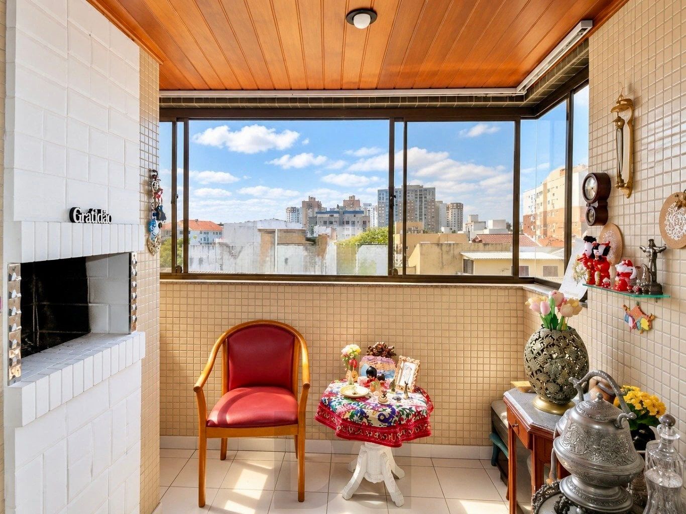 Apartamento mobiliado de 2 dormitórios com sacada churrasqueira, elevador vaga — foto 15