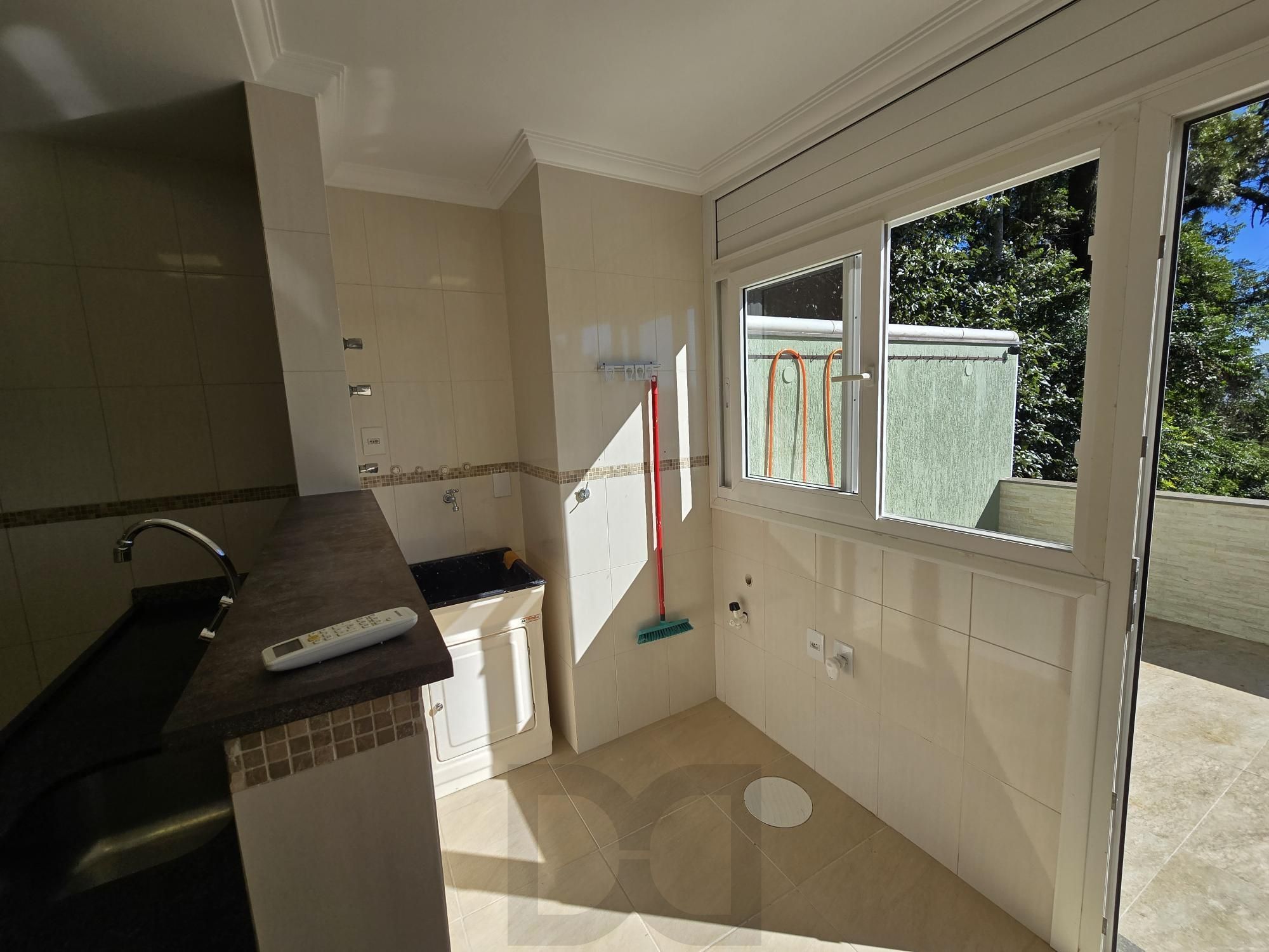 Casa 3 dormitórios, 1 suíte, 4 vagas 210 m² privativos no Belém Novo. — foto 20